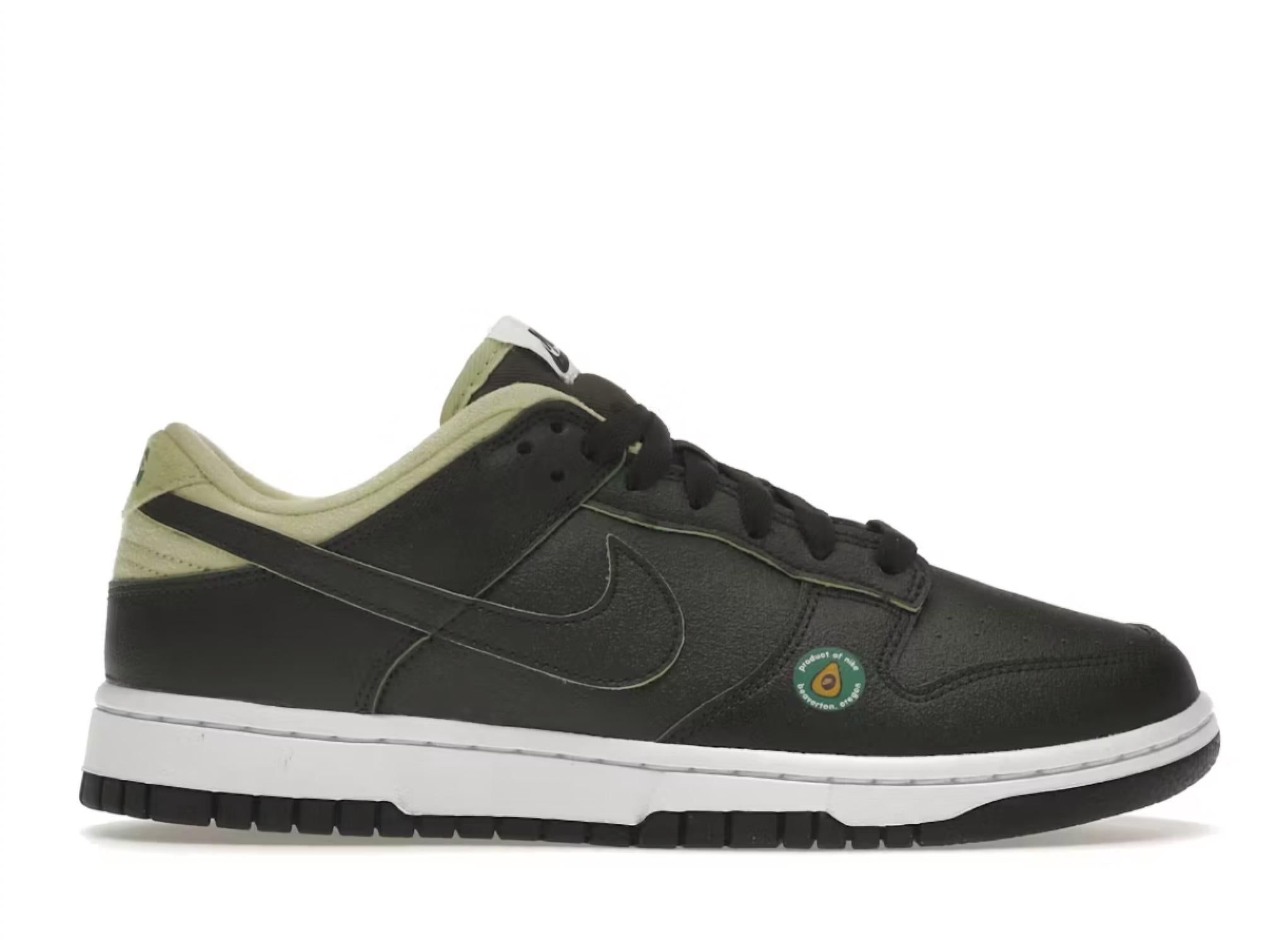 87fd98c1-8d67-4cbd-92d0-c6765293bbed-upscale_15k-1500x1500-1 Nike - Women's Dunk Shoe - Image 1